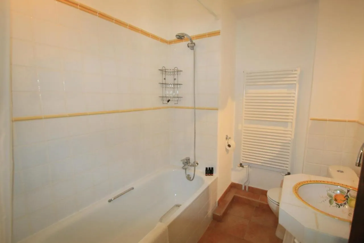 Bed & Breakfast Casa Del Patio Bed and Breakfast Pinos del Valle Spanje
